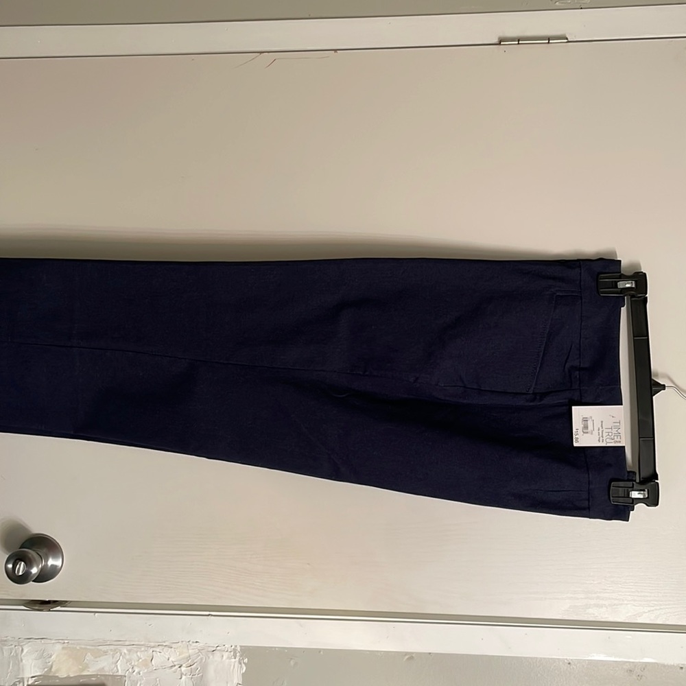 Time and Tru flat front elastic waistband pants